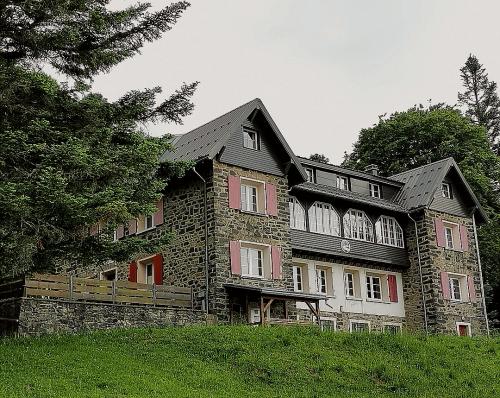 Portes ouvertes au refuge des Amis de la Nature de Colmar au Schnepfenried et parcours d'orientation